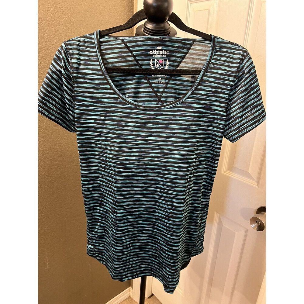 ATHLETIC COLLECTION BY 26‎ INTERNATIONAL WOMEN'S SHORT SLEEVE SHIRT SIZE M